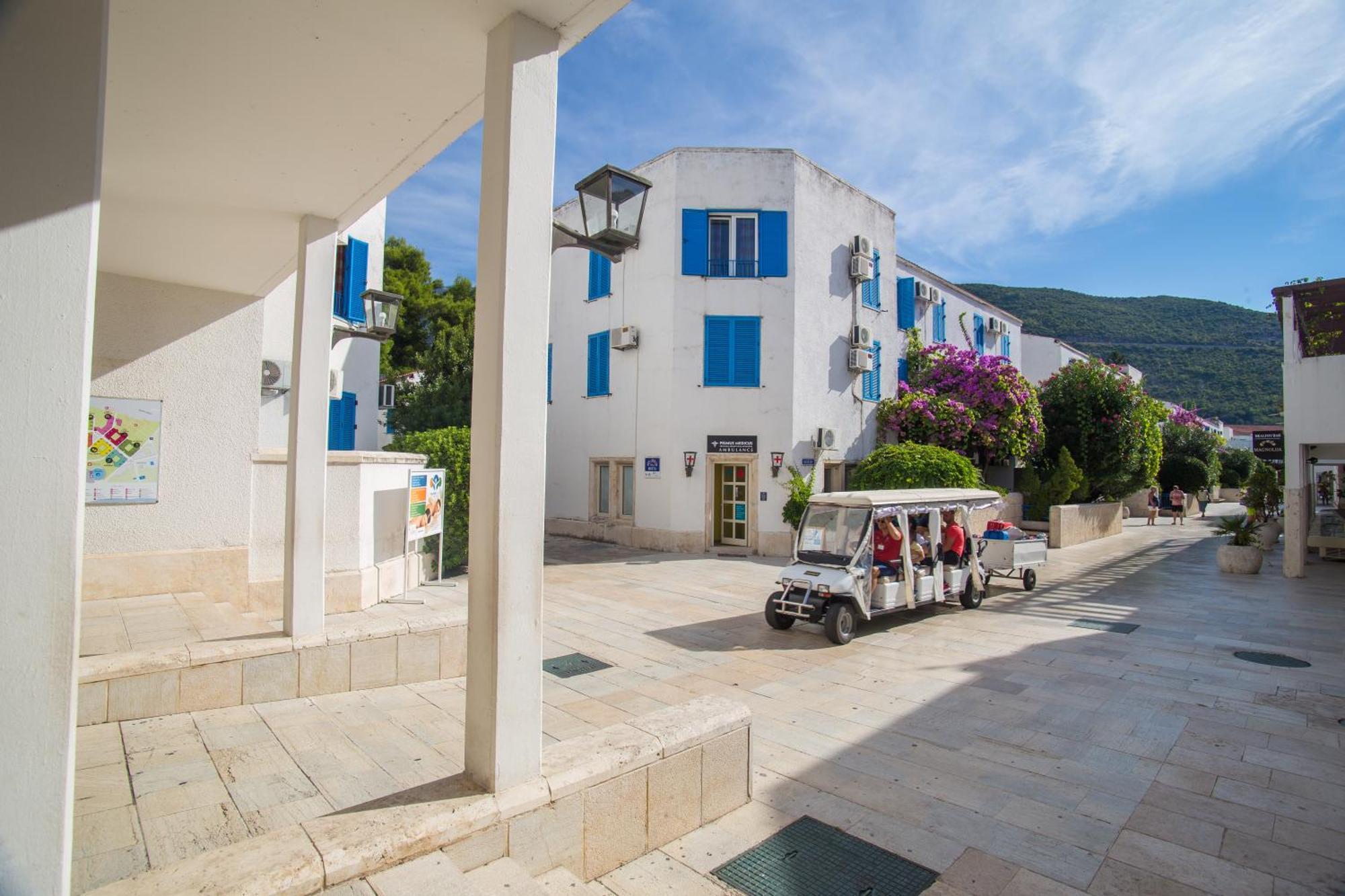Hotel Slovenska Plaza Standard Budva Luaran gambar