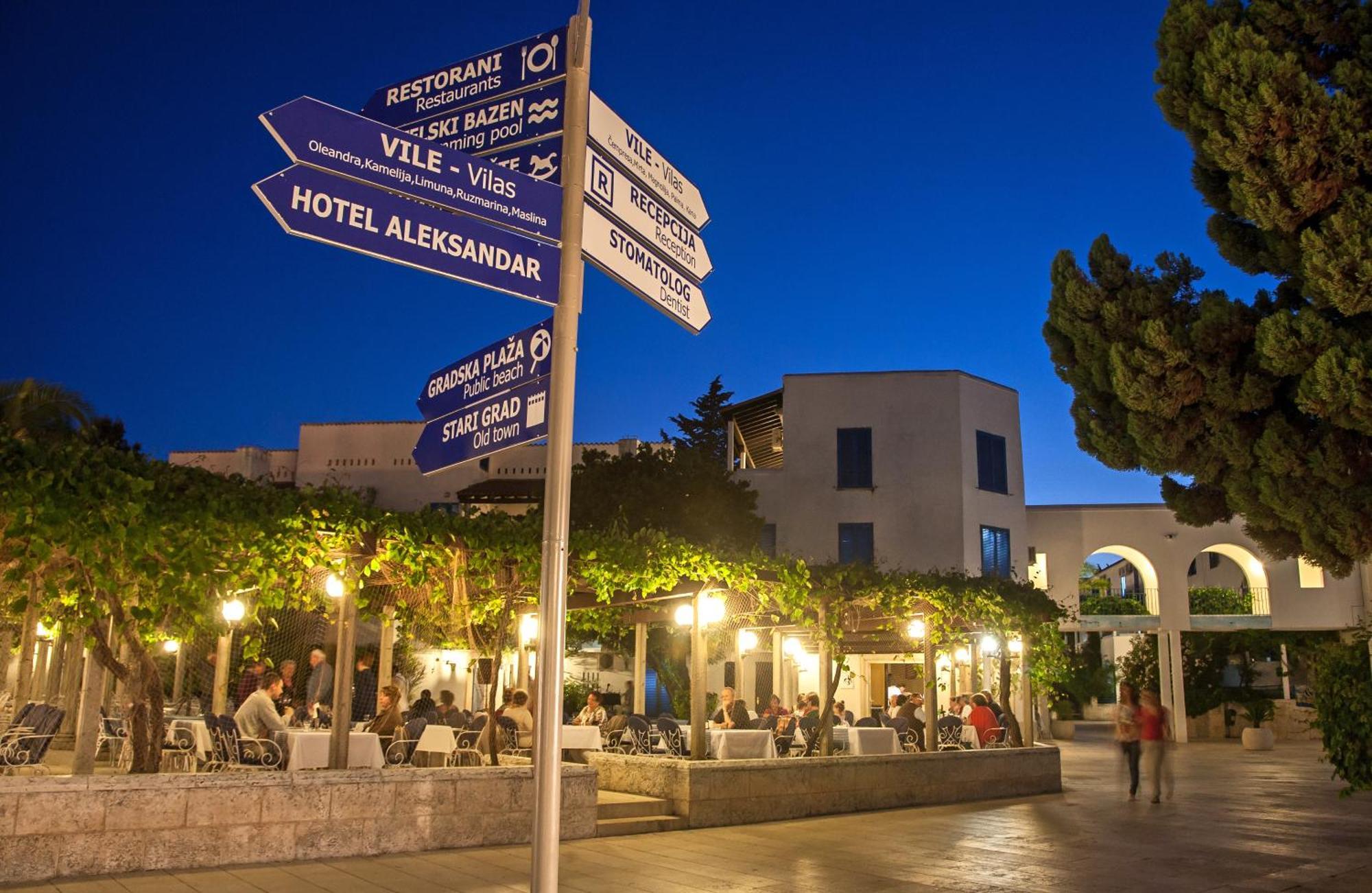Hotel Slovenska Plaza Standard Budva Luaran gambar