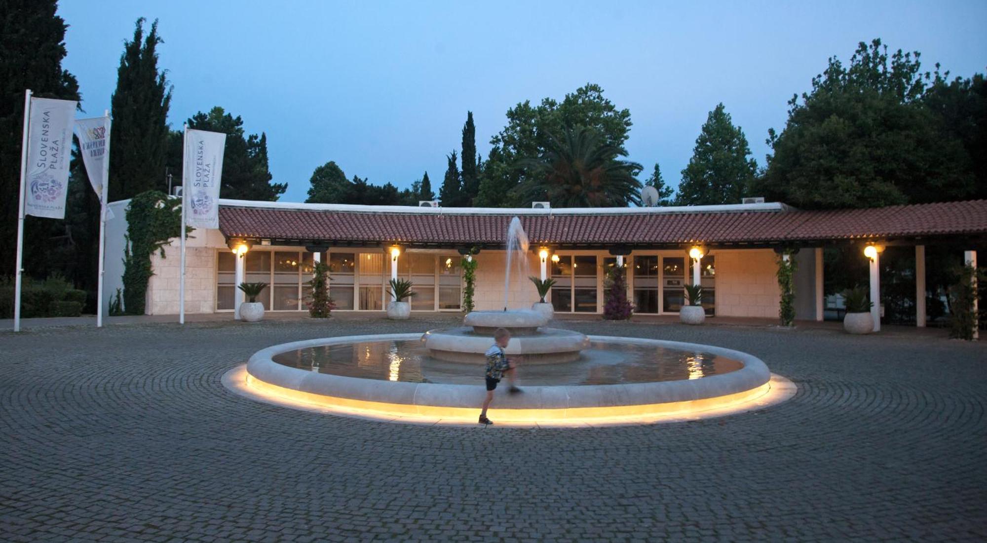 Hotel Slovenska Plaza Standard Budva Luaran gambar