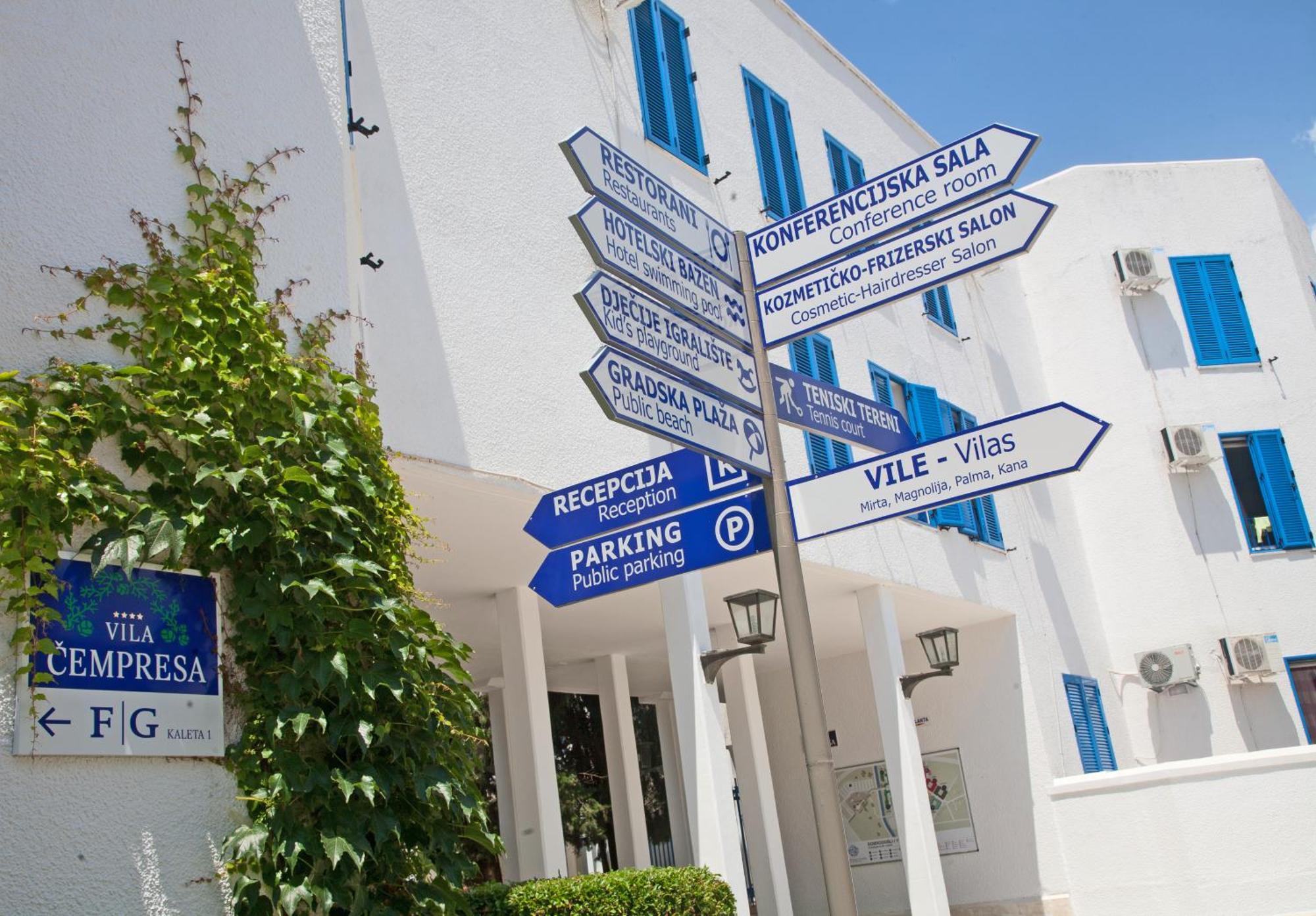 Hotel Slovenska Plaza Standard Budva Luaran gambar