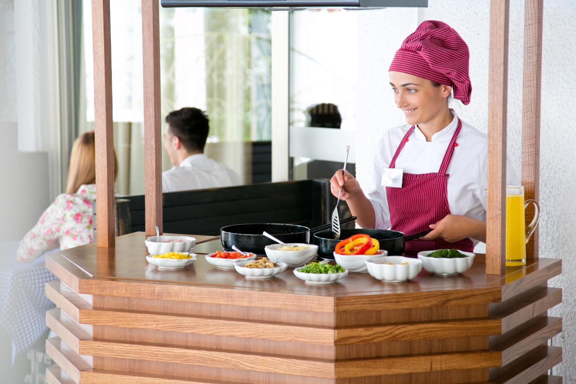 Hotel Slovenska Plaza Standard Budva Luaran gambar