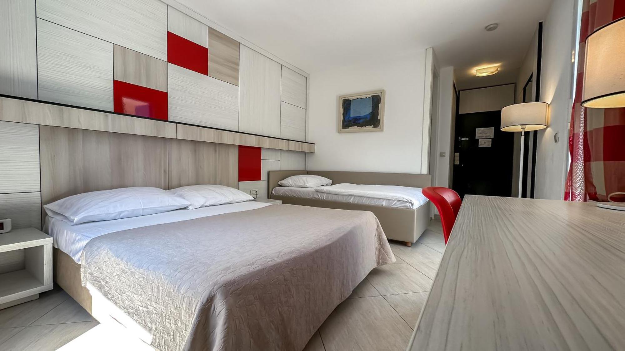 Hotel Slovenska Plaza Standard Budva Luaran gambar