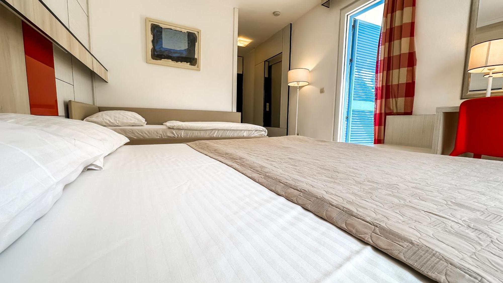 Hotel Slovenska Plaza Standard Budva Luaran gambar